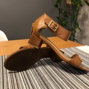 Adrienne Vittadini low heeled sandals